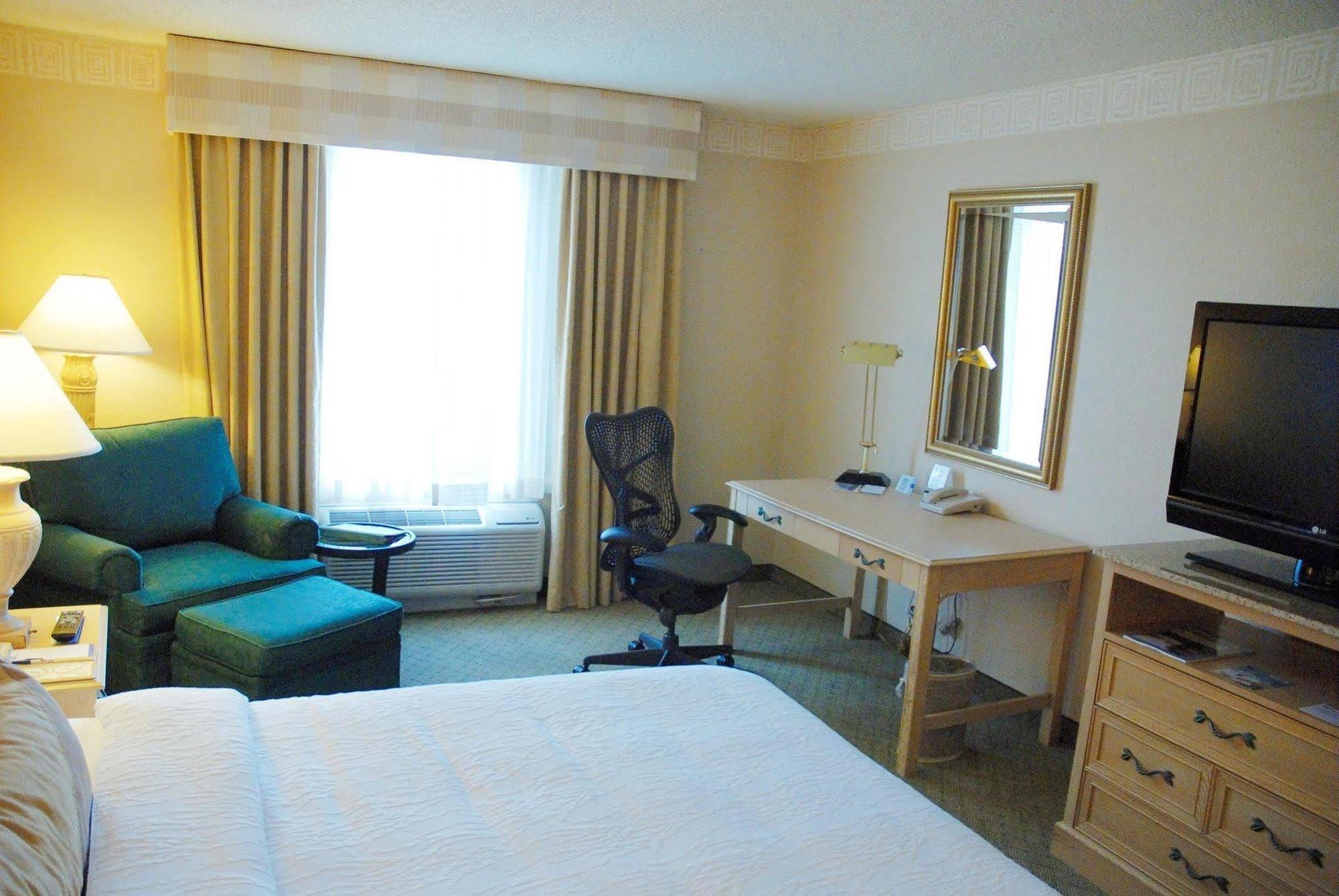 Hilton Garden Inn Atlanta North/Johns Creek Exteriör bild